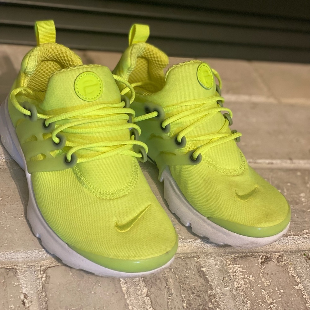 Boys Nike Shoes 3Y